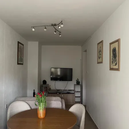 Luni Boutique Heights Old Town 2min Διαμέρισμα Τρογκίρ