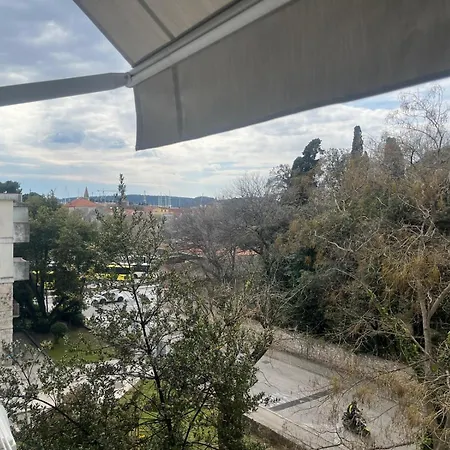 Appartement Luni Boutique Heights Old Town 2min Trogir