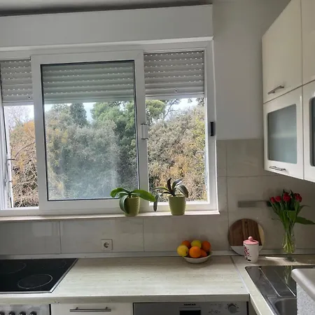 Apartment Luni Boutique Heights Old Town 2min